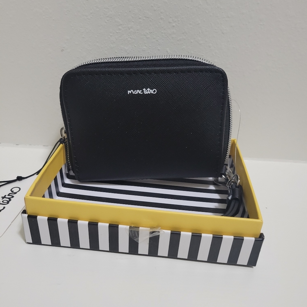 Marc Tetro Boston Terrier Wallet / Wristlet--New in Box - Picture 3 of 4